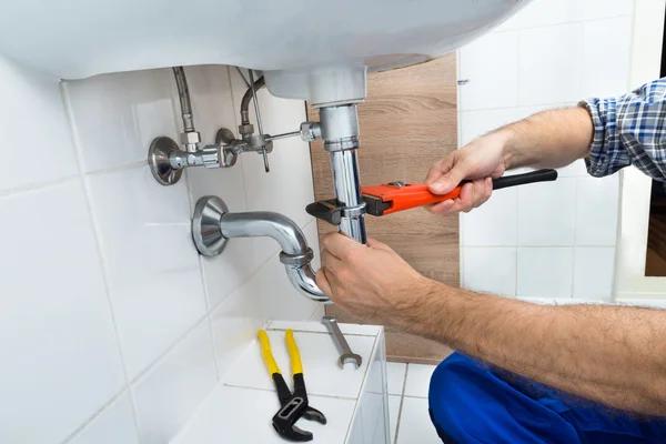 Top-Rated Emergency Plumber Service for Water Damage Prevention